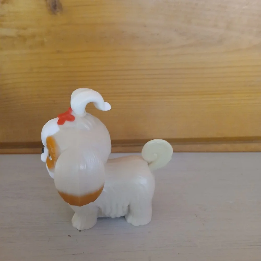 Universal Studios The Secret Life Of Pets 2 Daisy‎ Plastic Animal Figure Toy